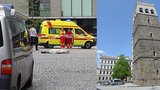 Skočil ze stejné věže jako 17letá Anička: Mladý muž se zabil v centru Olomouce