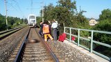 Tragédie u Valtic: Ženu srazil vlak, vytížená trať stála 2,5 hodiny