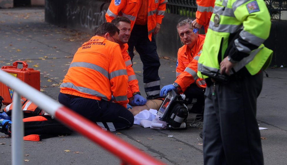 Lékaři se marně snažili chlapcův život zachránit