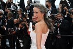 Andie MacDowell na filmovém festivalu v Cannes