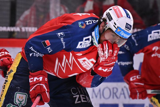 Třinec hlídal a řezal Sedláka: Oklepu se, někdy mě rozčílí. Že se nepíská, není moje věc Třinec hlídal a řezal Sedláka: Oklepu se, někdy mě rozčílí. Že se nepíská, není moje věc