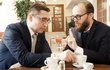 Jiří Vyorálek jako Tomáš Vichr, Vladimír Škultéty jako tiskový mluvčí Netík Jiří Vyorálek jako Tomáš Vichr, Vladimír Škultéty jako tiskový mluvčí Netík