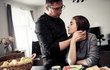 Jiří Vyorálek jako Tomáš Vichr, Eva Podzimková jako Anna Malá Jiří Vyorálek jako Tomáš Vichr, Eva Podzimková jako Anna Malá