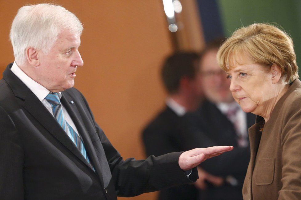 Německá kancléřka Angela Merkelová (CDU) s koaličním partnerem Horstem Seehoferem (CSU)