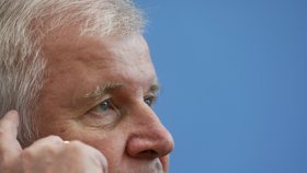 Německý ministr vnitra Horst Seehofer