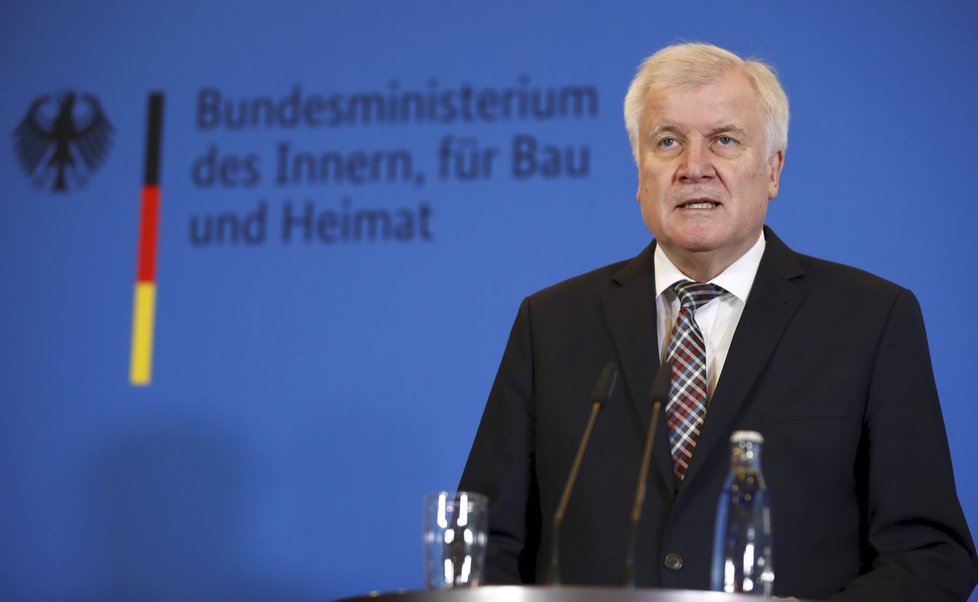 Německý ministr vnitra Horst Seehofer