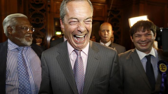 Šéf britských euroskeptiků UKIP Nigel Farage