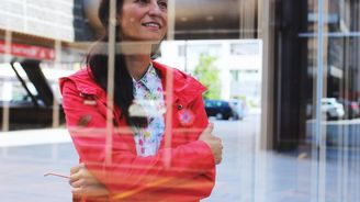 Rozhlas má budoucnost, věří šéfredaktorka Radia Wave Iva Jonášová Rozhlas má budoucnost, věří šéfredaktorka Radia Wave Iva Jonášová