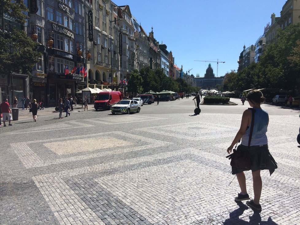 Asociace segwayů chce žalovat Prahu za zákaz segwayů.