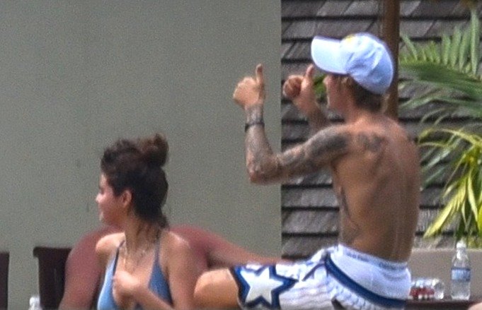 Selena Gomez a Justin Bieber na Jamajce