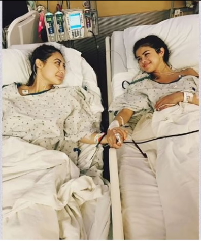 Selena Gomez s kamarádkou Francií Raisovou těsně před transplantací