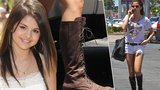 Selena Gomez v šortkách a kozačkách: Hlavně si je nesundávej
