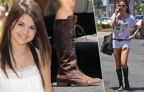 Selena Gomez v šortkách a kozačkách: Hlavně si je nesundávej