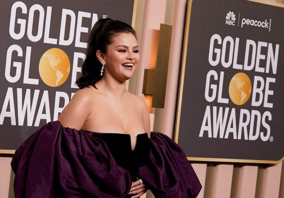 Selena Gomez na předávání Zlatých glóbů