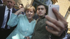 „Mama Merkel“ couvá z diktátu uprchlických kvót. Smír v Evropě nenastal, přiznala kancléřka