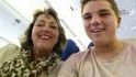 Gary Slok se svou matkou - Gary a jeho maminka seděli na palubě letadla společnosti Malaysian Airlines, které letělo v červenci z Amsterodamu. To bylo sestřeleno nad Ukrajinou.