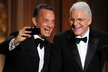 Herec Tom Hanks a Steve Martin na předávání cen, listopad.