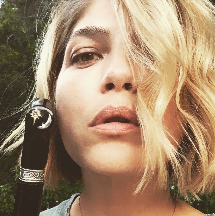 Herečka Selma Blair bojuje s roztroušenou sklerózou