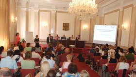 Agentura pro sociální začleňování Úřadu vlády ČR se tak rozhodla uspořádat seminář pro více než 85 manažerů a manažerek akčních skupin po celé republice.