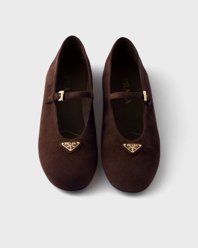 Prada, 23 000 Kč Prada, 23 000 Kč