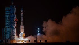 Start čínské rakety Šen-čou 23 (24. 5. 2026).