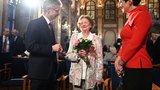 Nenávist je zlá, přináší jen neštěstí, říká přeživší z Osvětimi. Vystrčil v Senátu uctil oběti holokaustu
