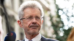 Miloš Vystrčil chce dál stát v čele Senátu
