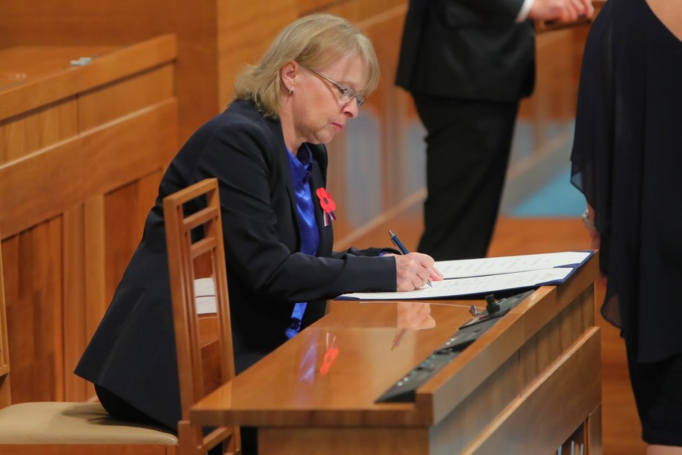 Ustavující schůze Senátu: Senátorka Hana Kordová Marvanová (2.11.2022)
