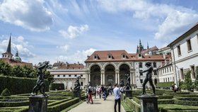 Plány na víkend v Praze: Prosecco, gastronomické zážitky i tvorba lokálních tvůrců