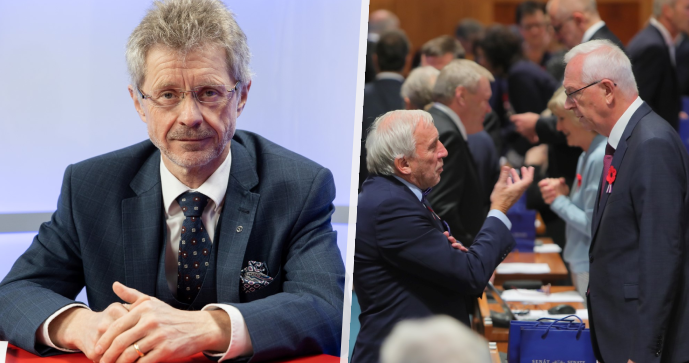 Předseda Senátu Miloš Vystrčil (ODS) a senátoři
