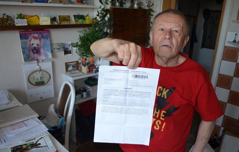 Senior (81) musel zpátky do práce: Přepsal byt na dceru a stát po něm chce zpět příspěvky na bydlení