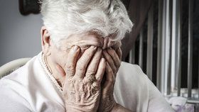 Lidé s Alzheimerem trpí depresemi.