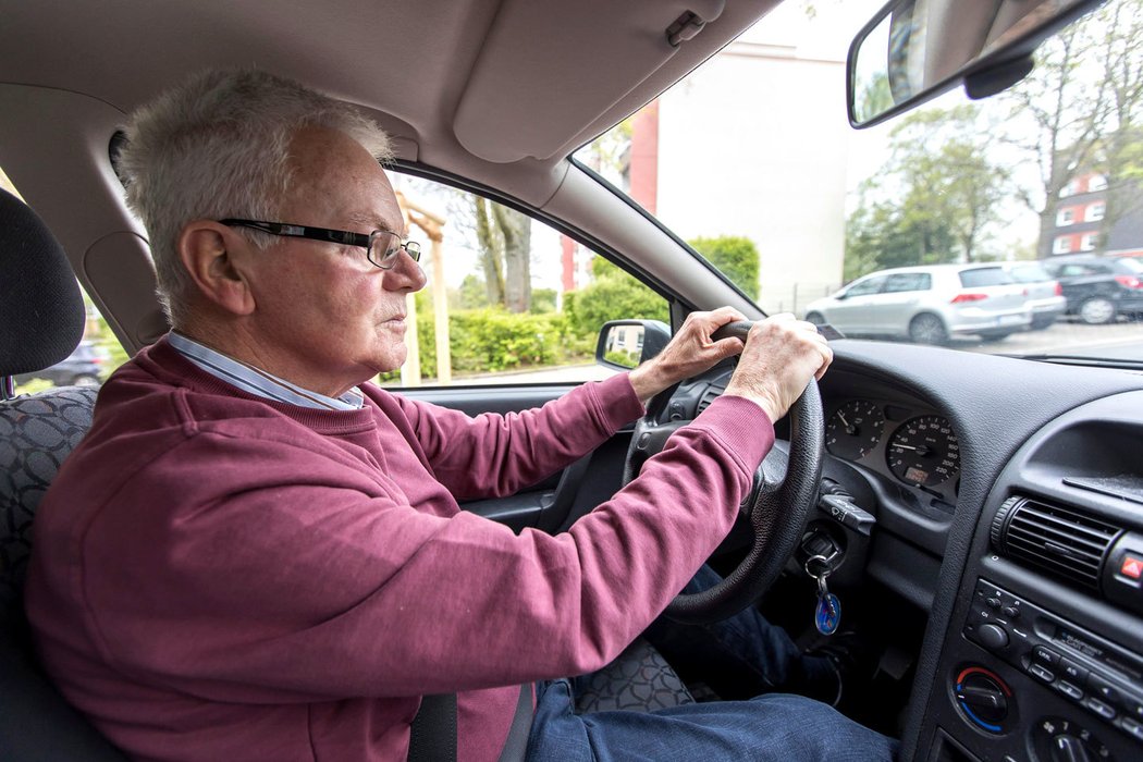 Hrozí zpřísňování vyšetření řidičů seniorů?