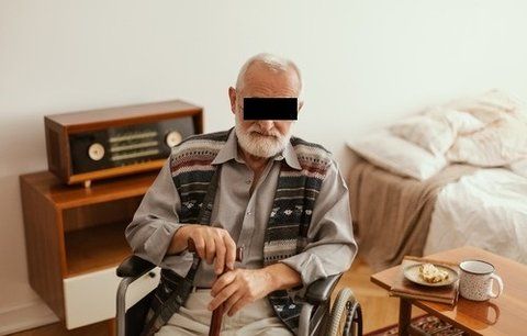 Ať jde ta ženská pryč! Zoufalá manželka zavolala strážníky