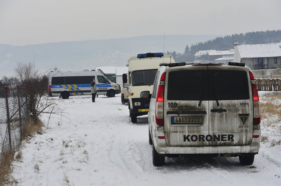 Policie našla nedaleko Lipenců mrtvého seniora. Zřejmě spáchal sebevraždu.