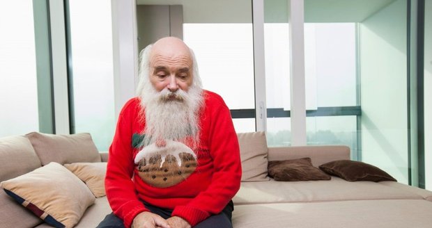 Tisíce seniorů o Vánocích nejvíce trápí samota. Pošlete jim medvěda se vzkazem