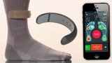 Po chytrých telefonech jsou tu chytré ponožky: Změří váš běh i upozorní na chyby při chůzi!