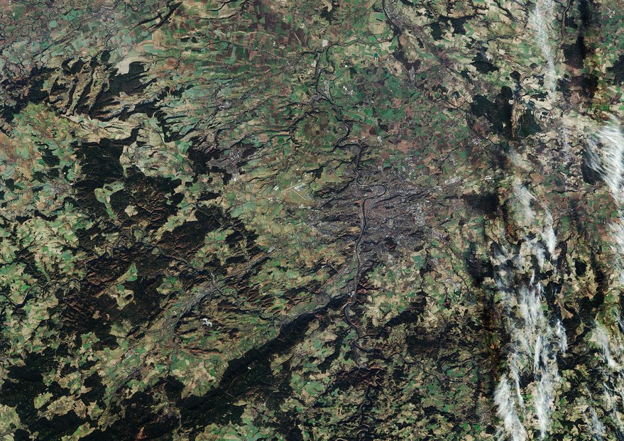 Hlavní město České republiky na snímcích ze satelitů