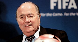 Korupce? Nesmysl, říká Blatter o volbě pořadatelů MS