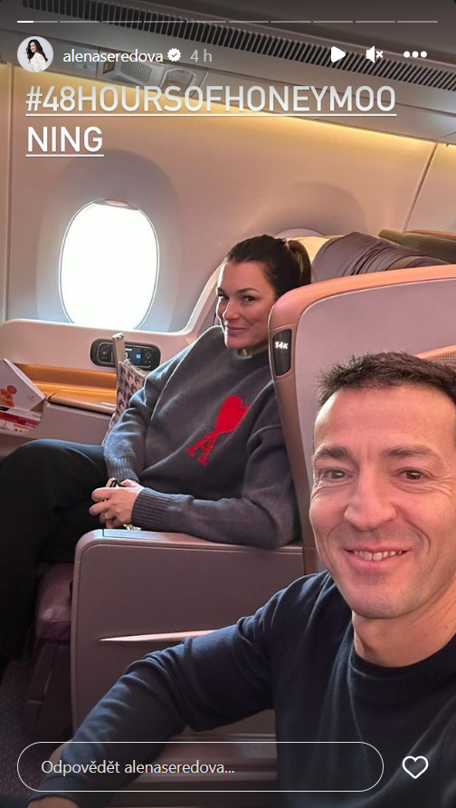 Alena Šeredová s manželem Alessandrem Nasi si odletěli na 48 hodinové líbánky. 