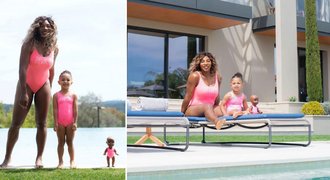 Růžová souhra: Šampionka Serena s dcerkou vyladily formu do plavek!