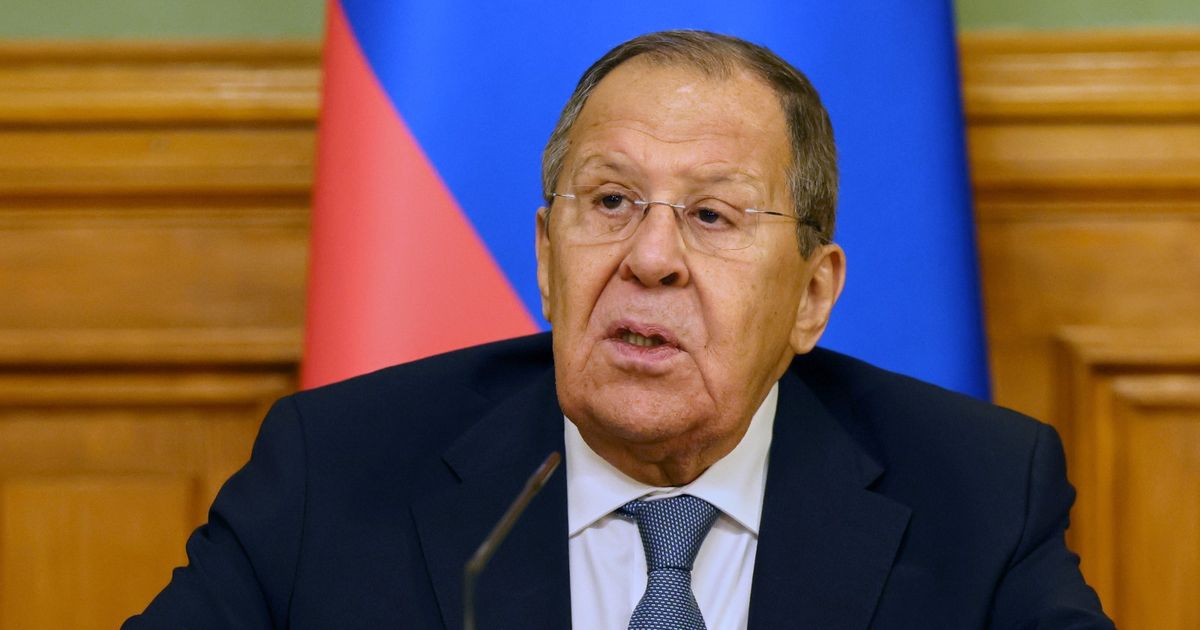 Rusia vuelve a amenazar: “No hay que entrar en pánico, pero… si Europa ataca, se convertirá en un objetivo”, dice Lavrov.