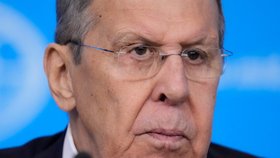 Ministr zahraničí Ruska Sergej Lavrov na výroční tiskové konferenci (20. 1. 2026).