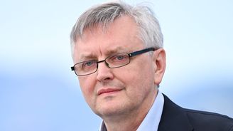 Bojovat proti systému jako Robin Hood je iluze, říká film o stalinistickém systému Dva prokurátoři Bojovat proti systému jako Robin Hood je iluze, říká film o stalinistickém systému Dva prokurátoři