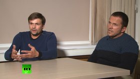 Lékař Alexandr Miškin (vpravo) má být dle Britů jedním z travičů Sergeje Skripala.