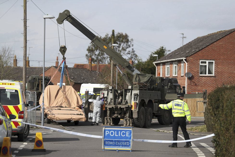 Pokračuje vyšetřování otravy ruského exšpiona Sergeje Skripala v britském Salisbury.