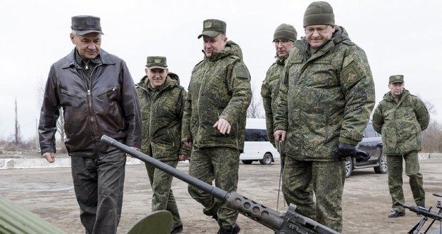 Moskva ve velkém tají válečné oběti, nechce rodinám platit odškodnění, tvrdil voják v odposlechu