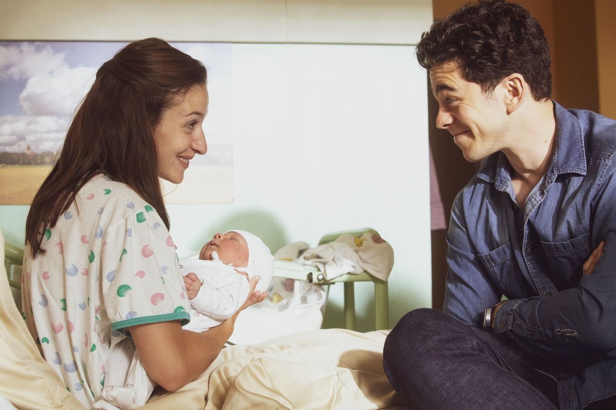 Seriálová Tereza a Martin čerstvě po narození syna Kubíka.