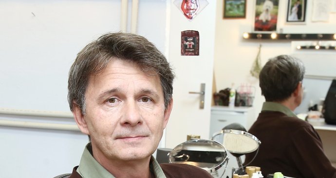 Jan Šťastný stárne před očima