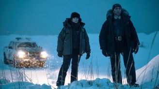 Polární noc má zvláštní moc: Nejlepší Temný případ je ten čtvrtý, z mrazivé Aljašky plné drsných žen